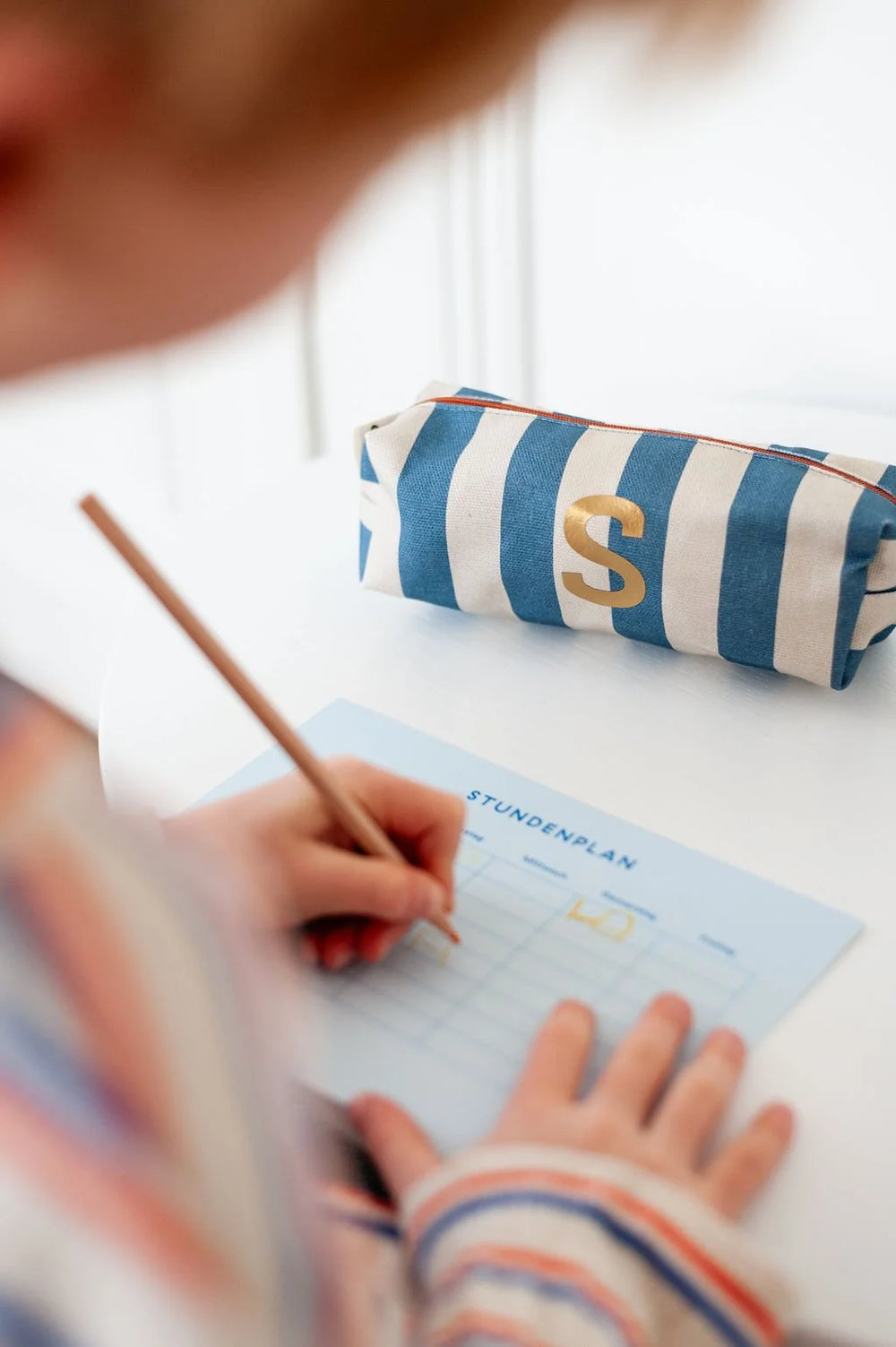 Etui mit Initiale "blau-beige"