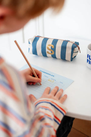 Etui mit Initiale "blau-beige"