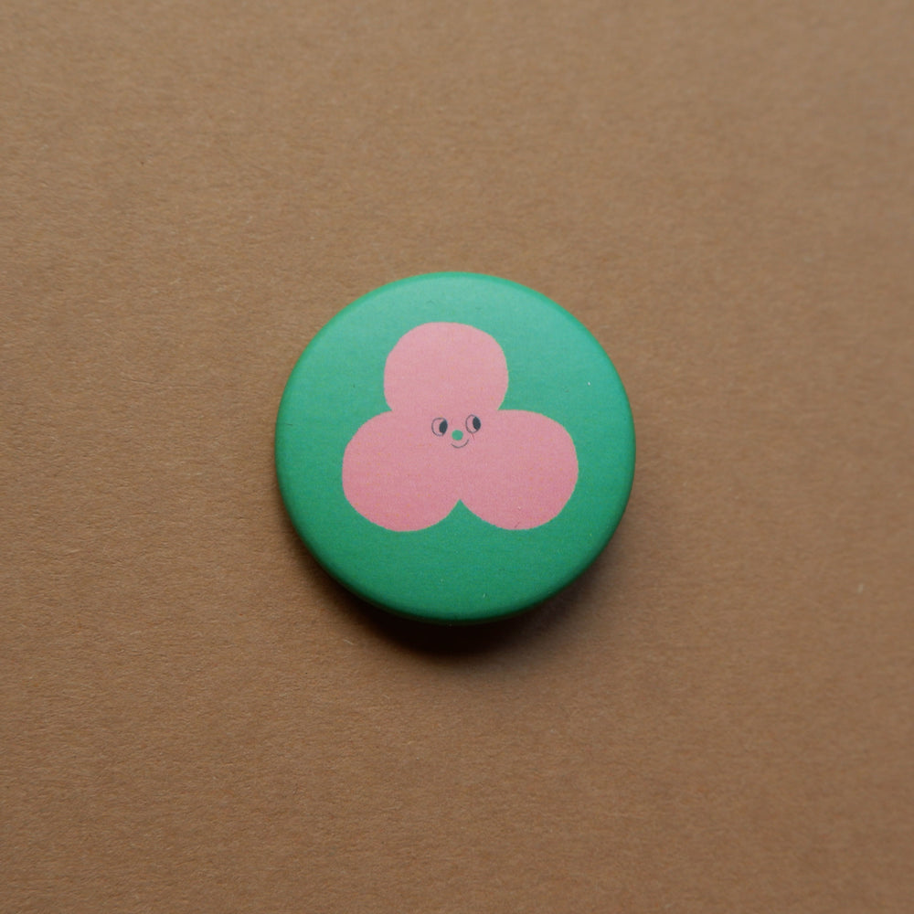 Bubble Button 37 mm – illustrierter Pin Swantje Hinrichsen – matt – made in Germany