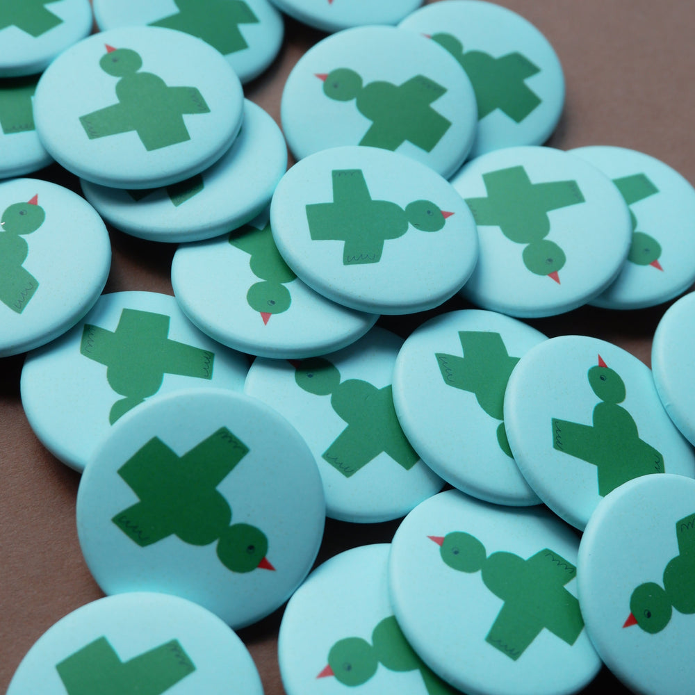 ogel Button 37 mm – süßer illustrierter Pin – Swantje Hinrichsen – matt