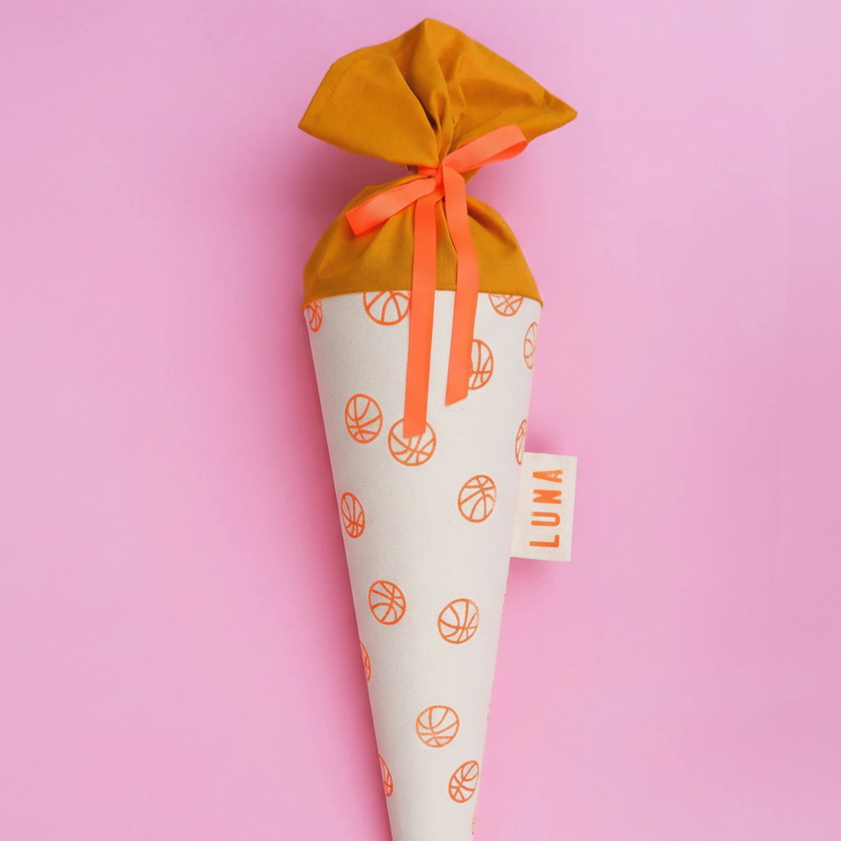 Schultüte aus Stoff – Motiv Basketball / neonorange
