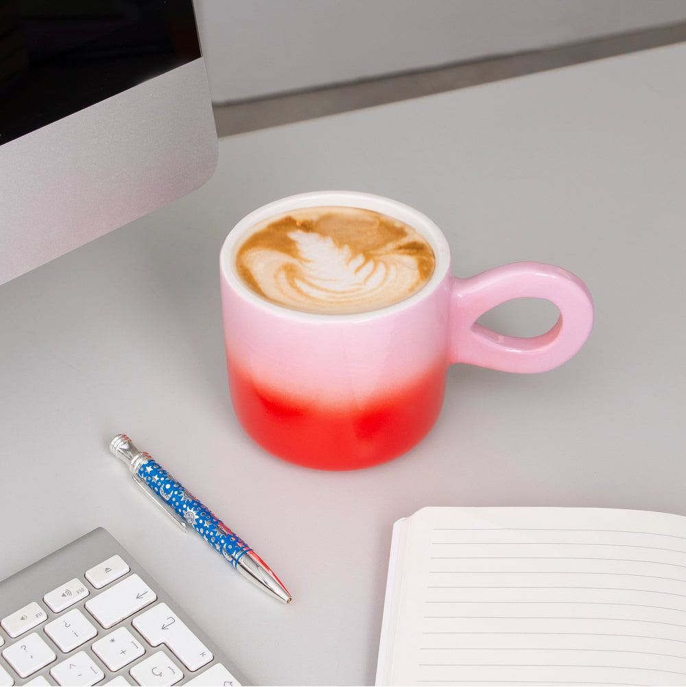 Becher mit Farbverlauf