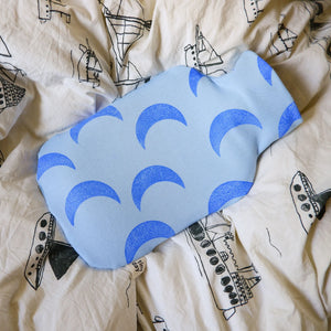 Wärmflasche Mond "blau"