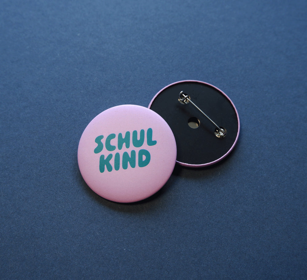 Button "Schulkind flieder"