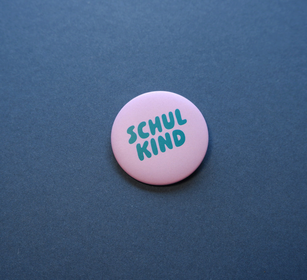 Button "Schulkind flieder"