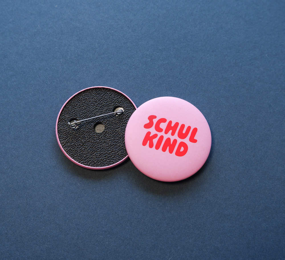 Button "Schulkind rosa"