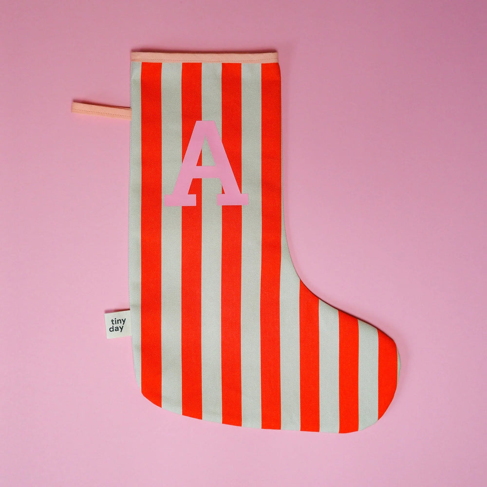 Gestreifter Nikolausstrumpf "rot-beige" – personalisierbar mit Initiale