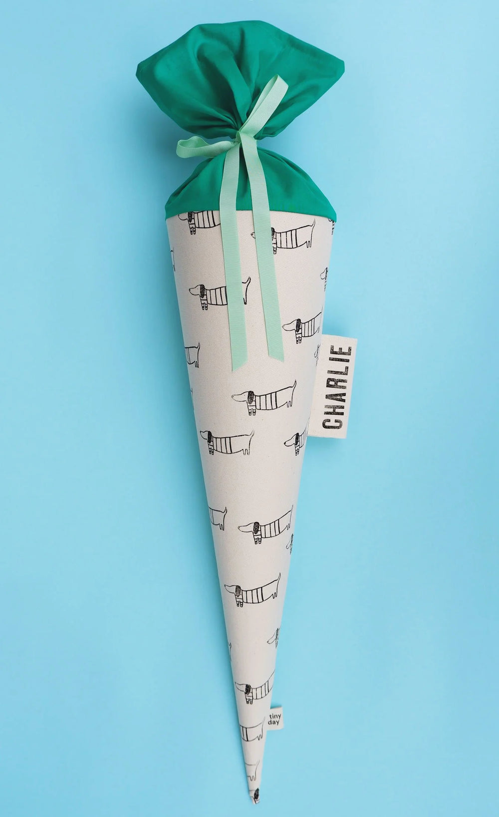 Schultüte aus Stoff – Motiv Gretas Schwester Dackel