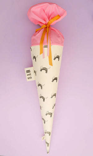 Schultüte aus Stoff mit Katzen-Motiv zur Einschulun