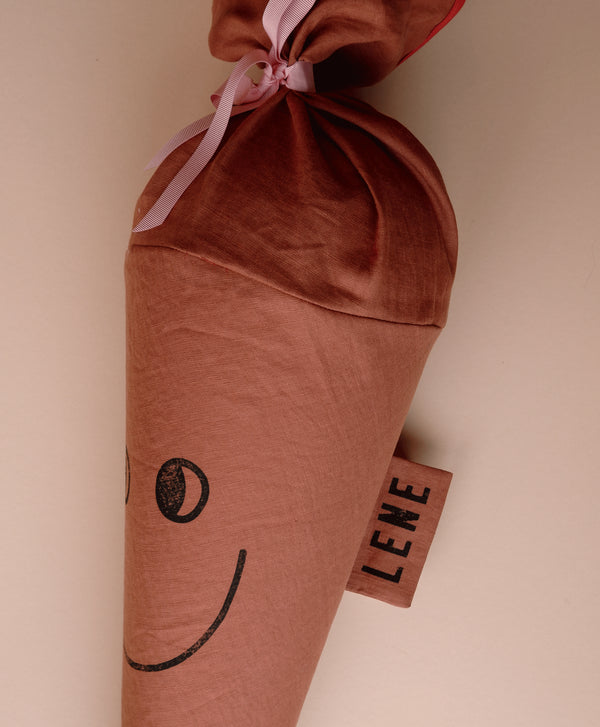 Schultüte Happy, Farbe rotbraun, gestempeltem Gesicht zur Einschulung