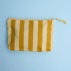 Kulturbeutel mit Initiale "senf-hellgelb"