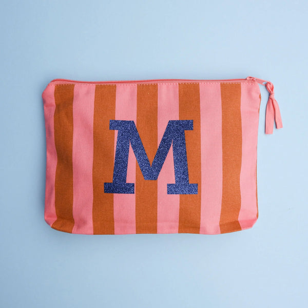 Kulturbeutel mit Initiale "rosa-braun"