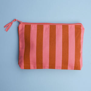 Kulturbeutel mit Initiale "rosa-braun"