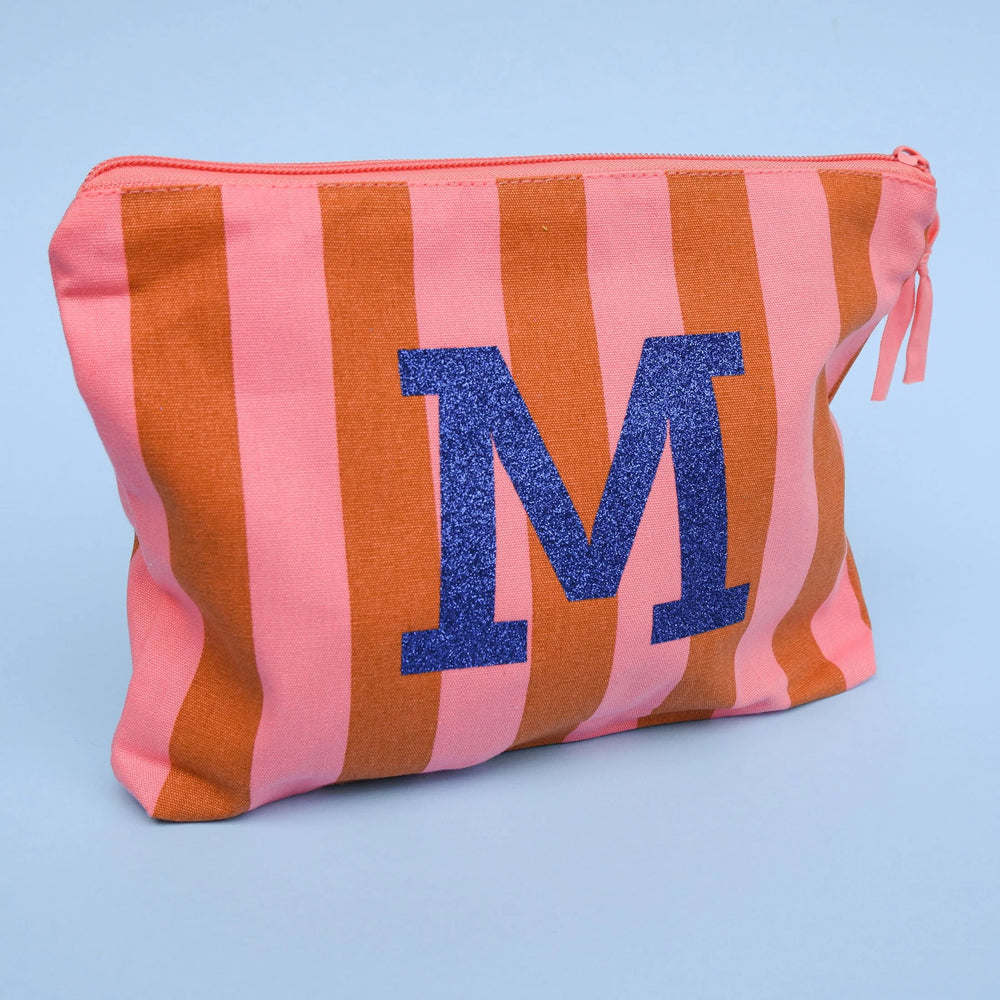 Kulturbeutel mit Initiale "rosa-braun"