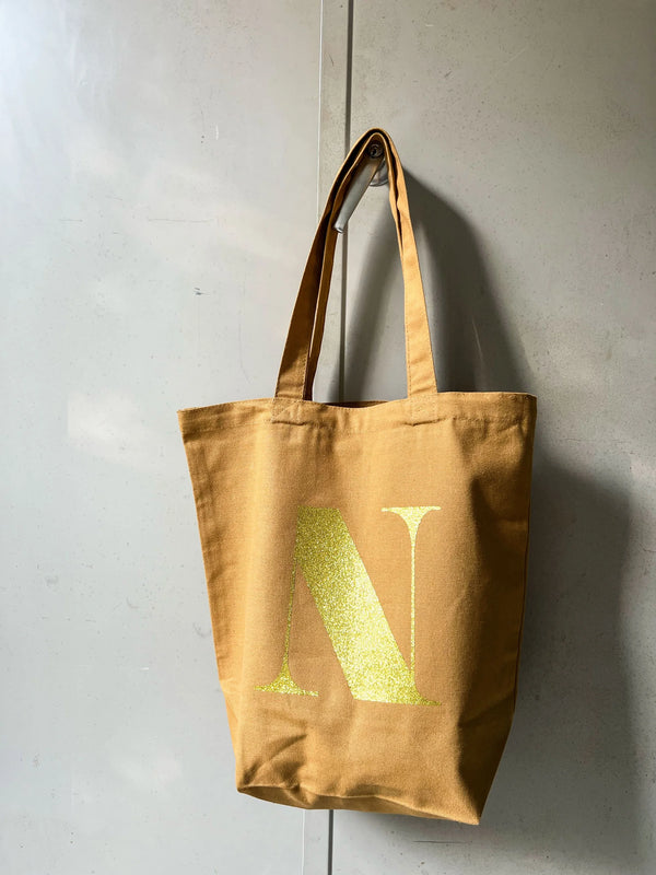 Tasche mit Initiale "Curry"