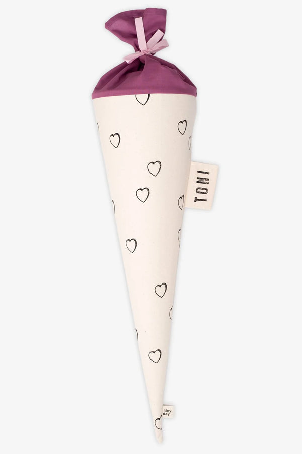 Schultüte aus Stoff mit Herz-Motiv zur Einschulung